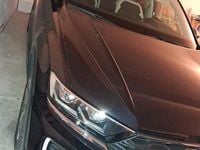 Usata VW T-Roc 150 CV (110 kW) 2018 Nero SUV