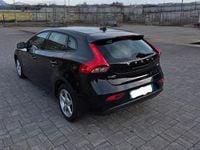 Gebraucht Volvo V40 120 PS (88 kW) 2015 Schwarz Limousine