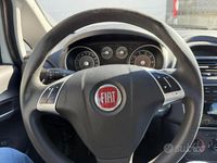Usata Fiat Punto Street 75 CV (55 kW) 2014 Bianco Utilitaria
