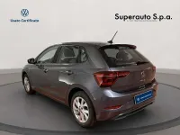 Usata VW Polo Style 90 CV (66 kW) 2022 Grigio Utilitaria