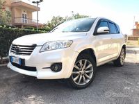Usata Toyota RAV4 Executive 150 CV (110 kW) 2012 Bianco SUV