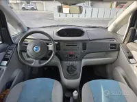 Usata Fiat Idea 95 CV (69 kW) 2004 Grigio Monovolume