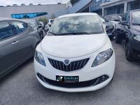 usata Lancia Ypsilon 1.0 FireFly 5 porte S&S Hybrid Ecochic Gold del 2022 usata a San Benedetto del Tronto