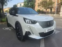 Usata Peugeot 2008 GTi 56 kW (77 CV) 2021 Bianco SUV