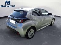 Usata Toyota Yaris Hybrid Active 116 CV (85 kW) 2022 Argento Utilitaria