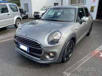 Usata Mini Cooper D 116 CV (85 kW) 2019 Grigio Utilitaria