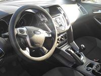 Usata Ford Focus 105 CV (77 kW) 2014 Bianco Station wagon