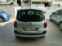Usata Renault Modus 75 CV (55 kW) 2011 Bianco Monovolume