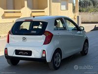 Usata Kia Picanto 66 CV (48 kW) 2016 Bianco Utilitaria