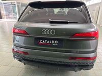 Usata Audi Q7 S-Line 286 CV (210 kW) 2024 Grigio daytona SUV