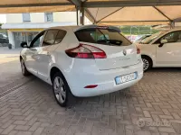 Usata Renault Mégane 95 CV (69 kW) 2015 Bianco Berlina