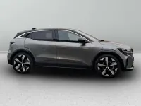 Usata Renault Megane E-Tech Techno 160 kW (218 CV) 2022 Grigio scuro Berlina