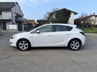 Usata Opel Astra Cosmo 163 CV (119 kW) 2011 Berlina
