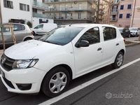 Usata Dacia Sandero 90 CV (66 kW) 2015 Bianco Utilitaria