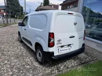 Usata Toyota Proace City City 102 CV (75 kW) 2022 Bianco Monovolume