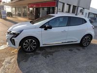 Usata Renault Clio V Techno 91 CV (66 kW) 2024 Bianco Berlina