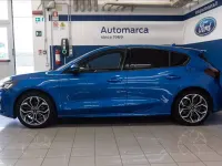 Usata Ford Focus ST-Line 125 CV (91 kW) 2022 Blu metallizzato Berlina