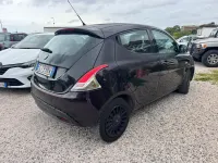 Usata Lancia Ypsilon S 95 CV (69 kW) 2013 Viola Utilitaria