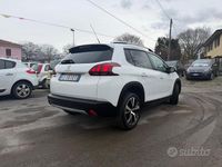 Usata Peugeot 2008 GT-line 99 CV (72 kW) 2017 Bianco SUV