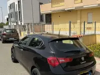 Usata Alfa Romeo Giulietta Business 120 CV (88 kW) 2016 Nero Utilitaria