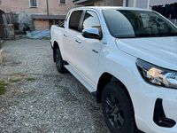 Usata Toyota HiLux 150 CV (110 kW) 2024 Bianco Pick-up
