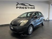 Usata Toyota Yaris 69 CV (50 kW) 2009 Grigio Berlina