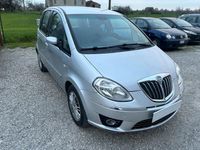 Usata Lancia Musa 77 CV (56 kW) 2009 Argento Monovolume