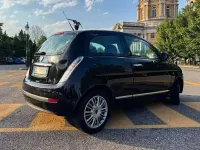 Usata Lancia Ypsilon 75 CV (55 kW) 2011 Nero Utilitaria