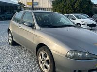 Usado Alfa Romeo 147 120 CV (88 kW) 2007 Gris Utilitario