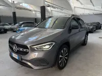 Usata Mercedes GLA200 150 CV (110 kW) 2021 Grigio SUV