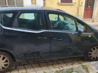 Usata Opel Meriva 95 CV (69 kW) 2012 Nero Monovolume