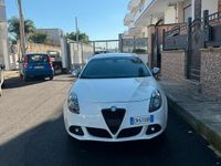 Usata Alfa Romeo Giulietta 105 CV (77 kW) 2012 Bianco Berlina
