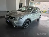 Usata Nissan Qashqai 131 CV (96 kW) 2017 Grigio SUV