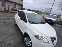 Usata Lancia Ypsilon Silver 69 CV (50 kW) 2014 Utilitaria