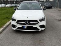 Usata Mercedes B180 AMG 116 CV (85 kW) 2019 Bianco Utilitaria