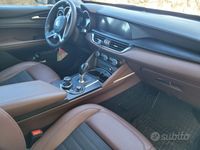 Usata Alfa Romeo Stelvio Executive 210 CV (154 kW) 2018 Blu SUV