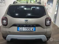 Usata Dacia Duster Anniversary 101 CV (74 kW) 2020 Giallo SUV