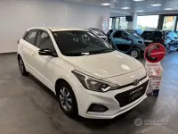 Usata Hyundai i20 Advanced 75 CV (55 kW) 2019 Bianco Utilitaria