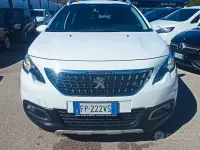Usata Peugeot 2008 120 CV (88 kW) 2018 Bianco SUV