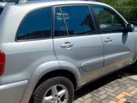 Usata Toyota RAV4 128 CV (94 kW) 2003 Grigio SUV