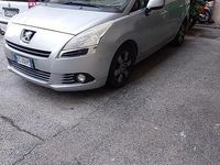 Usata Peugeot 5008 110 CV (80 kW) 2011 Grigio Monovolume