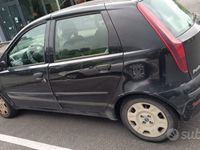 Usata Fiat Punto 60 CV (44 kW) 2006 Nero Utilitaria