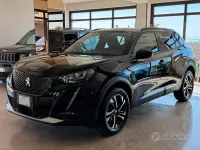 Usata Peugeot 2008 Allure 110 CV (80 kW) 2022 Nero perla SUV