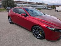Begagnad Mazda 3 Exclusive 179 HK (131 kW) 2020 Röd Sedan