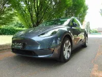Usata Tesla Model Y Long Range AWD 378 kW (514 CV) 2022 Grigio SUV