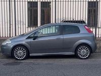 Usata Fiat Grande Punto 131 CV (96 kW) 2007 Grigio Utilitaria