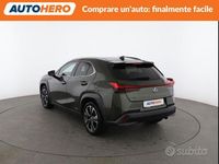 Usata Lexus UX Executive Line 152 CV (111 kW) 2019 Verde SUV
