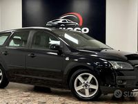 Usata Ford Focus S 90 CV (66 kW) 2006 Nero Station wagon