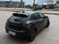 Usata Peugeot 208 GT-line 102 CV (75 kW) 2023 Nero Utilitaria