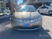 Usata Honda Civic Executive 140 CV (102 kW) 2006 Beige Berlina